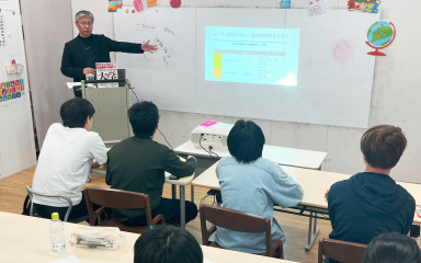 为初中和高中学生举办的讲习班